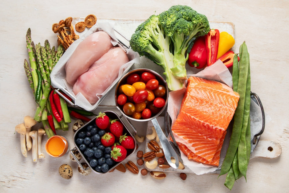 imagine cu o varietate de alimente sanatoase